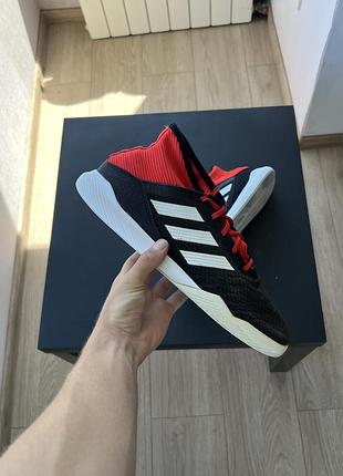 Футзалки adidas