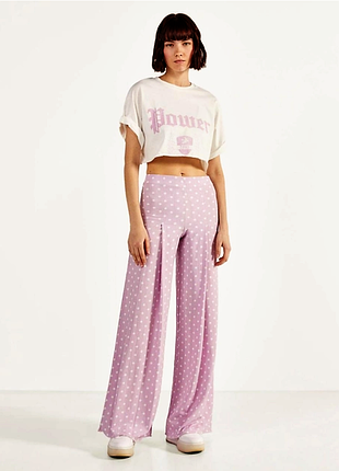 Брюки палаццо bershka, легкие, летние, сиреневого цвета в горошек s