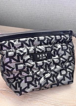 Косметичка dkny