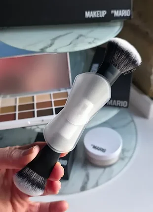 Двусторонняя кисть для тона и коррекции makeup by mario mario f4 brush