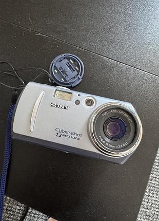 Цифровий фотоапарат sony cybershot dsc-p30