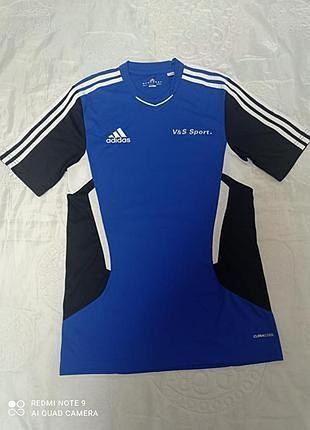 Футболка спортивная adidas