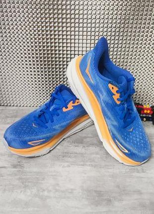 Беговые кроссовки hoka clifton one one 9