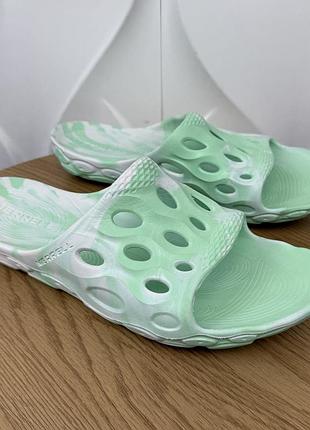 Оригінальні шльопанці merrell
