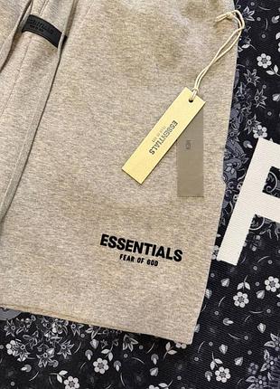 Essentials шорти 2