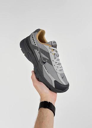 Nike initiator grey 2