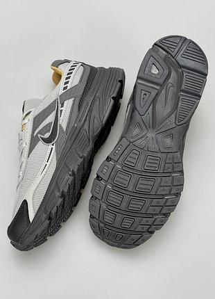 Nike initiator grey 3