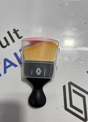 Автомобильная щеточка для уборки renault