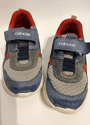 Кросівки для хлопчика geox