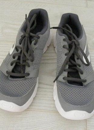 Легкие кроссовки decathlon, размер 40 (uk 6.5), стелька 26 см