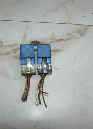 Реле 952302e000 hyundai tucson jm 2004-2012
