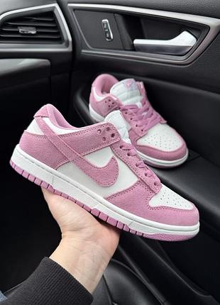 Стильні жіночі кросівки nike dunk low white pink