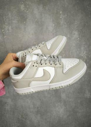 Стильні жіночі кросівки nike dunk low light grey