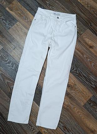Джинсы от zara