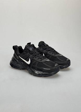 Жіночі кросівки nike v2k run black