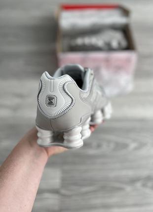 Nike shox silver 7