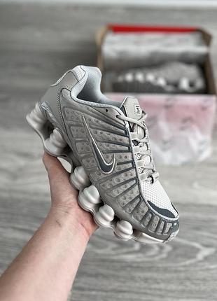 Nike shox silver
