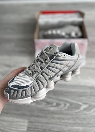 Nike shox silver 4