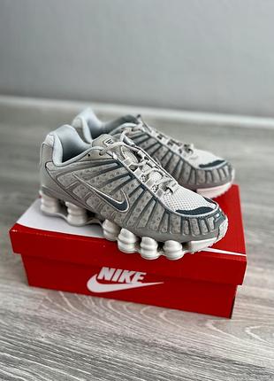 Nike shox silver 3