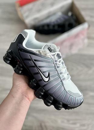Nike shox silver