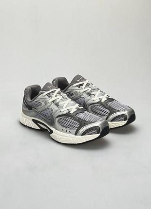 Nike v5 rnr grey metallic