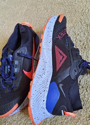 Кроссовки женские nike