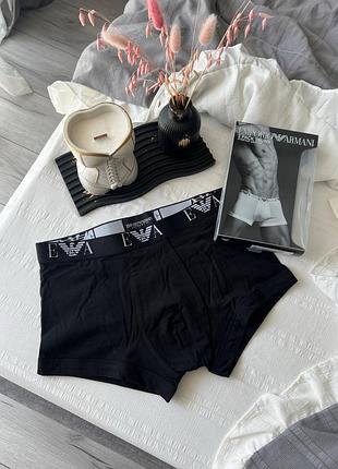 Про чоловіків теж не забуваємо😌 якісні труси від armani🔥 нові, все оригінал зі стоку в наявності 3 шт, йде набором але коробка трішки подряпана  роз