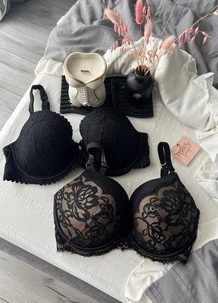 Дуже красиві бюсти від brasnthings😍 нові розміри 📌чорний (нижній) - 70g/75f, тканина в чашці дуже приємна, носити будете з особливим комфортом