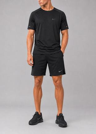Чоловічий літній спортивний костюм nike dri-fit футболка + шорти,синтетика/чорний
