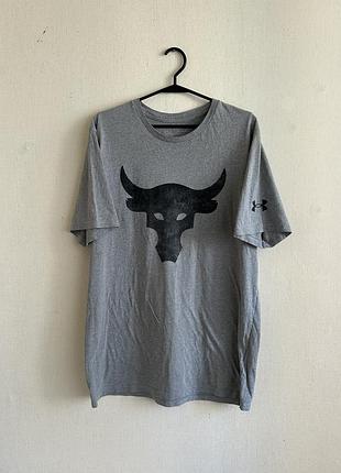 Мужская спортивная футболка under armour project rock brahma bull