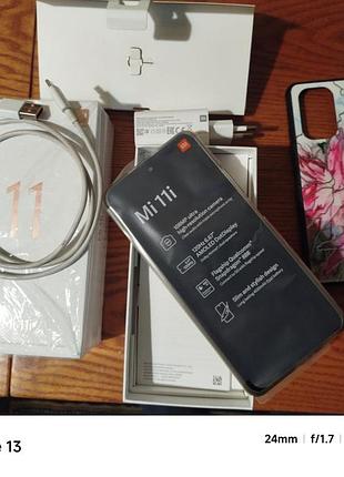 Продам xiaomi mi 11i з пам'яттю 8/256. телефон у ідеальному стані. екран без вигорянь та подряпин. батарея тримає дуже добре. процесор snapdragon 888