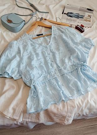Нежно-голубая фактурная блуза жатка marks &amp; spencer 3xl
