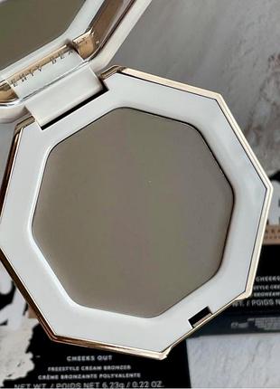 Скульптор контур для обличия fenty beauty cheeks out freestyle cream bronzer amber