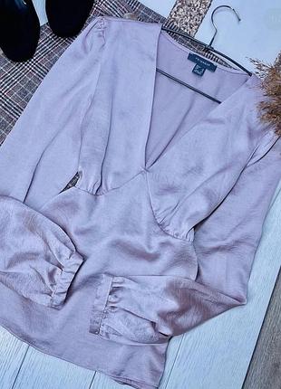 Літня блуза primark m пудрова блуза сатинова приталена блуза з поясом блуза з вирізом
