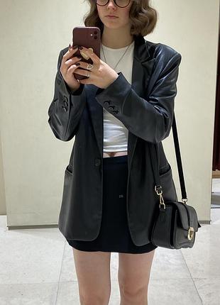 Кожаний піджак zara