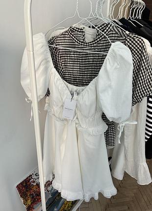 Біла сукня 3