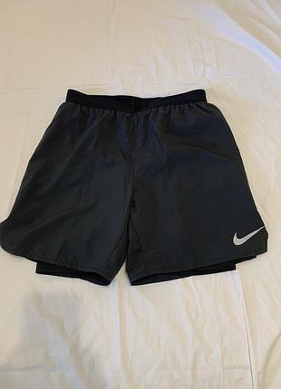 Чоловічі спортивні шорти nike  dri-fit 2в1. оригінал.