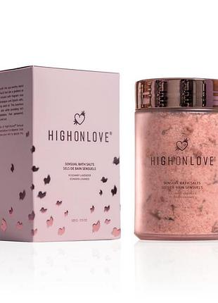 Розовая соль для ванны с маслом семян каннабиса sensual bath salt, 500 г highonlove (канада) sexstyle