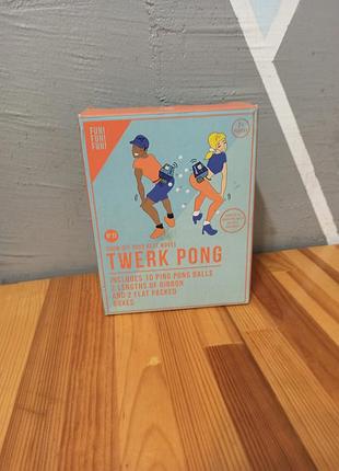 Игра twerk pong от компании fizz creations.