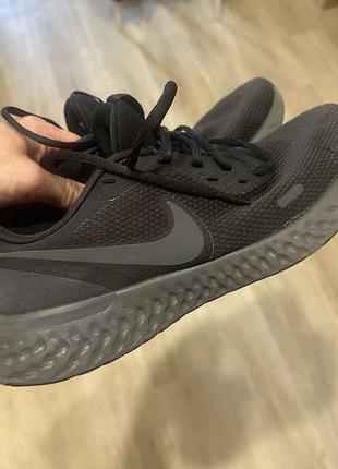 Чоловічі кросівки для бігу nike revolution 5 bq3204-001