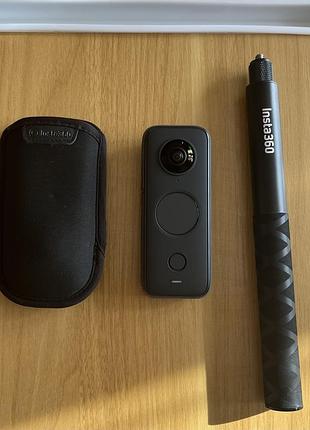 Панорамна 5.7к екшн-камера insta360 one x2 з двома обʼєктивами + невидима селфі-палка