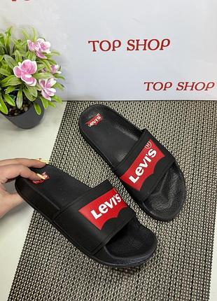 Оригинальные шлепанцы levi's