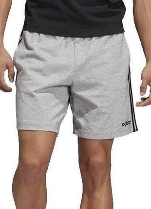 Чоловічі спортивні шорти adidas