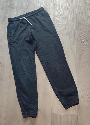 Спортивные штаны c&amp;a 140