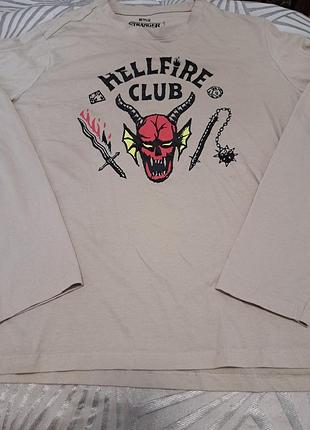 Лонгслив hellfire club из сериала странные чудеса (l)