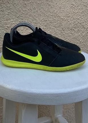 Nike дитячі футбольні кросівки футзалки оригінал 36 35.5 розмір