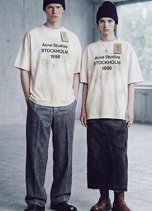 Трендова футболка acne studios оверсайз