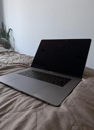 Macbook pro 15