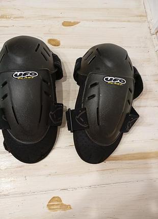 Мотозащита для локтей ufo elbow guards  black