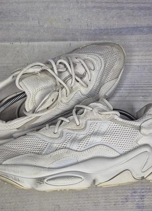 Кроссовки adidas ozweego
